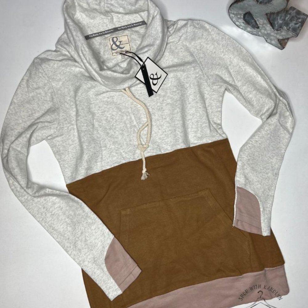 Ampersand Avenue Pocket of Sunshine Cowlneck